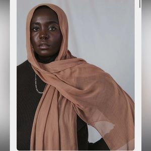 Vela Bambi brown mini hijab